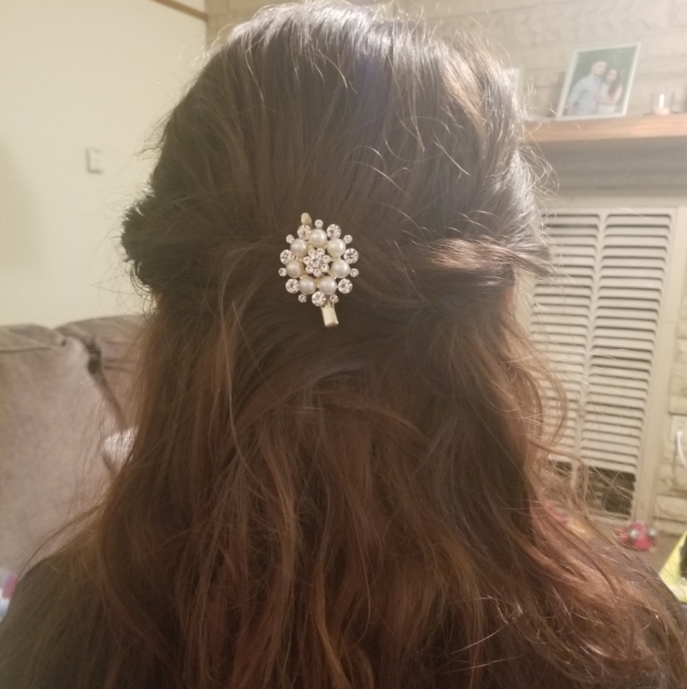 Jewelry - Picture 2 of 2